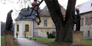 Zámek Loučná