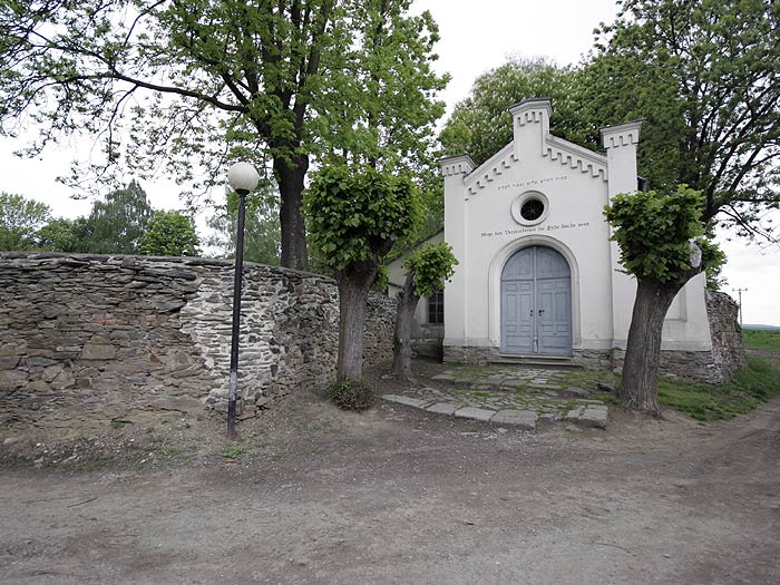 synagoga u hřbitova
