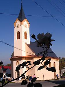 Kostel Pobučí