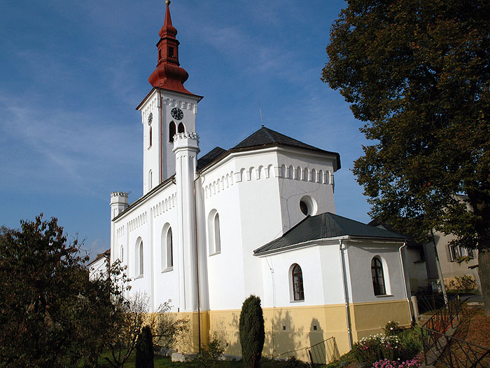 Kostel sv. Antonína Paduánského Třeština