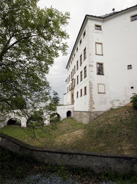 hrad a zámek Úsov