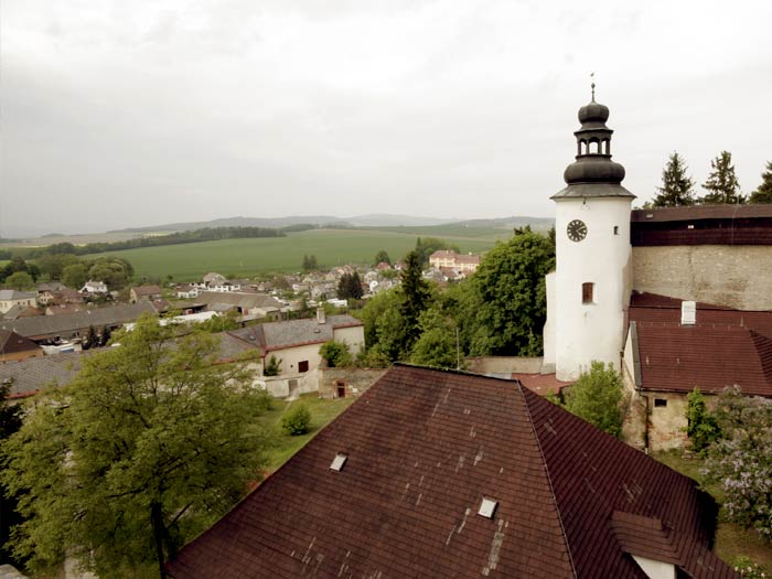 pohled z hradu na obec